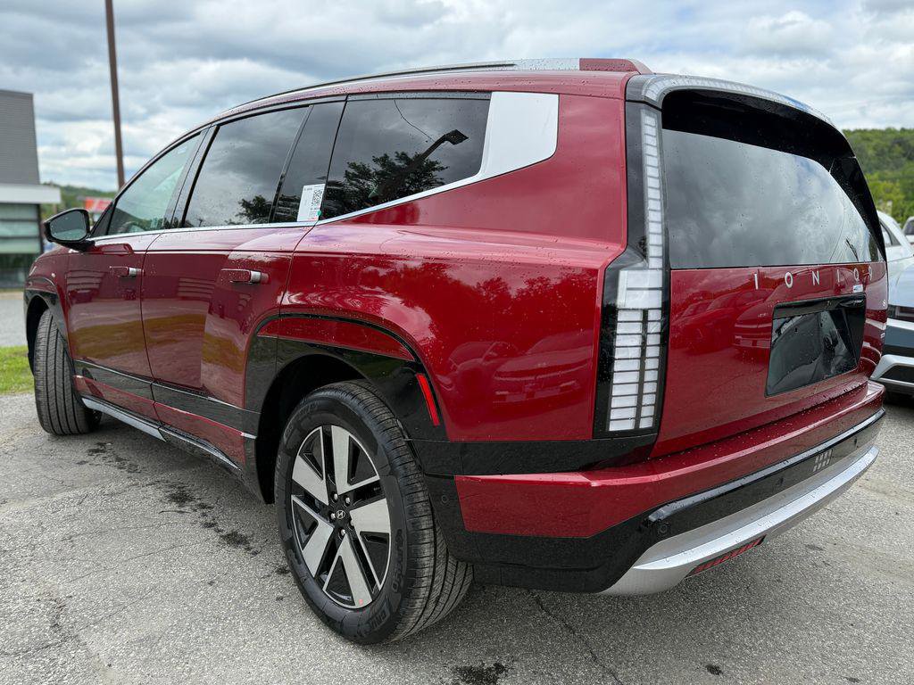 New 2026 Hyundai Ioniq 9 SEL image 3