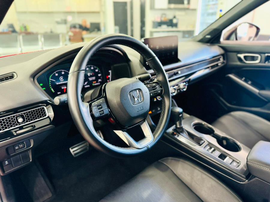 Used 2025 Honda Civic Sport Touring image 13