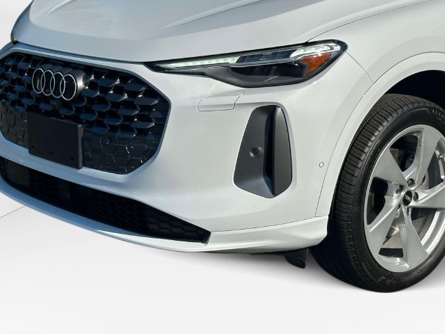 Certified 2025 Audi Q5 Premium Plus AWD/4WD image 8