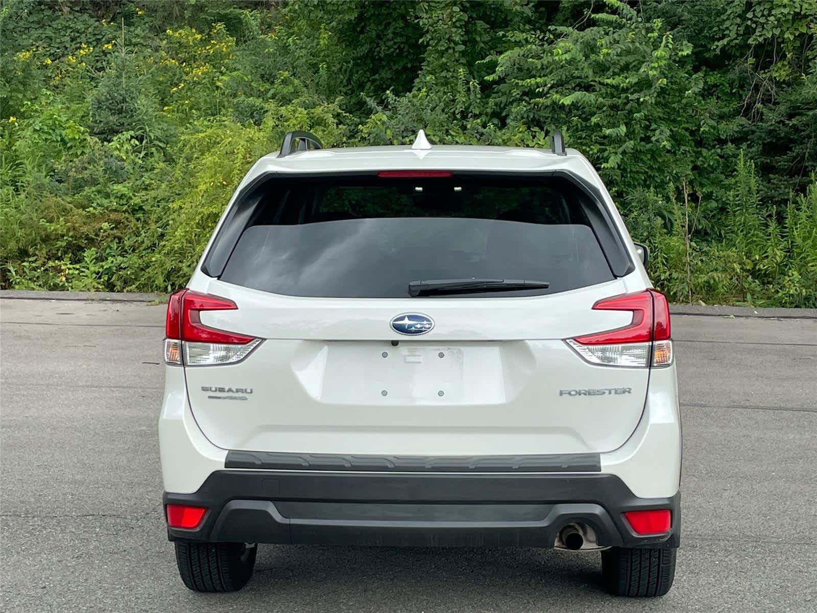 Used 2021 Subaru Forester Premium w/ Popular Package #1 AWD/4WD image 4