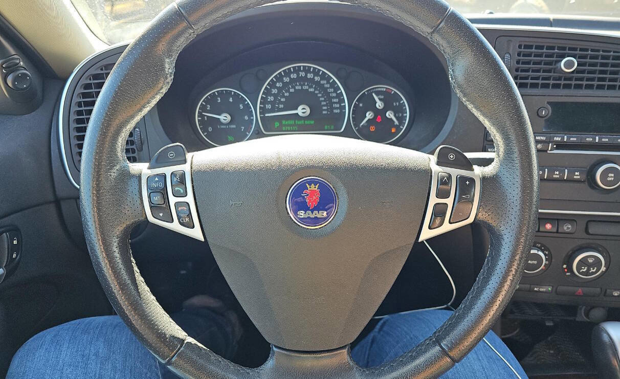 Used 2011 Saab 9-3 Aero image 11