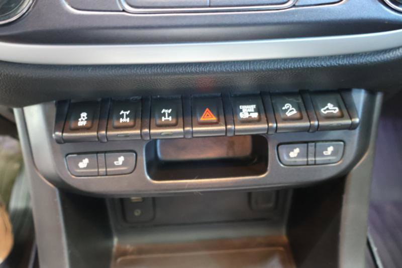 Used 2018 Chevrolet Colorado ZR2 w/ ZR2 Midnight Special Edition image 25