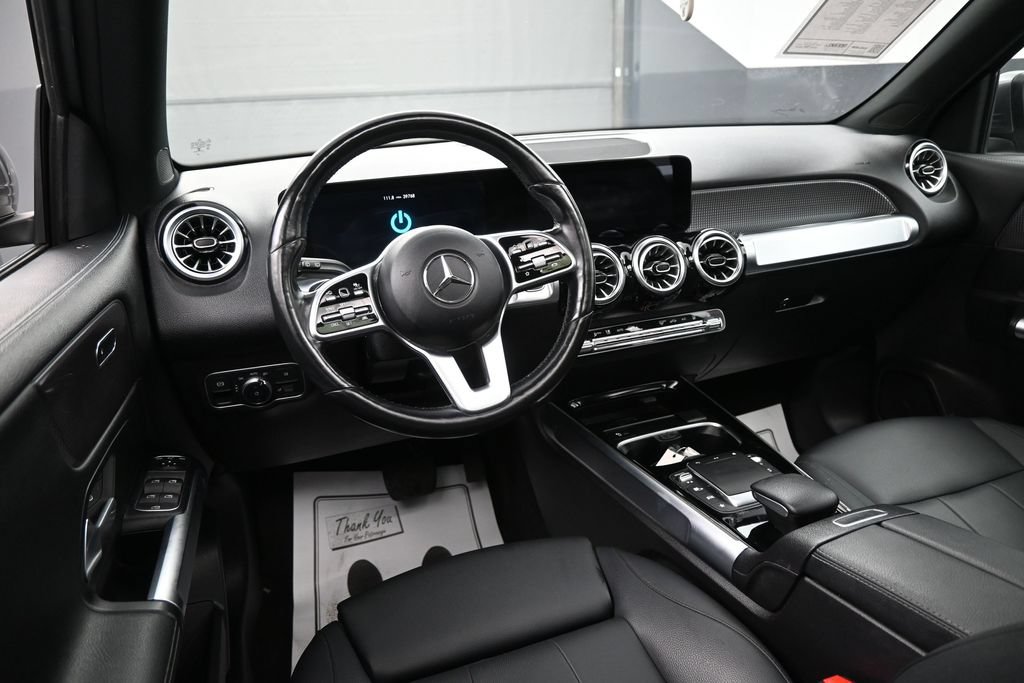 Used 2022 Mercedes-Benz EQB 350 4MATIC image 27