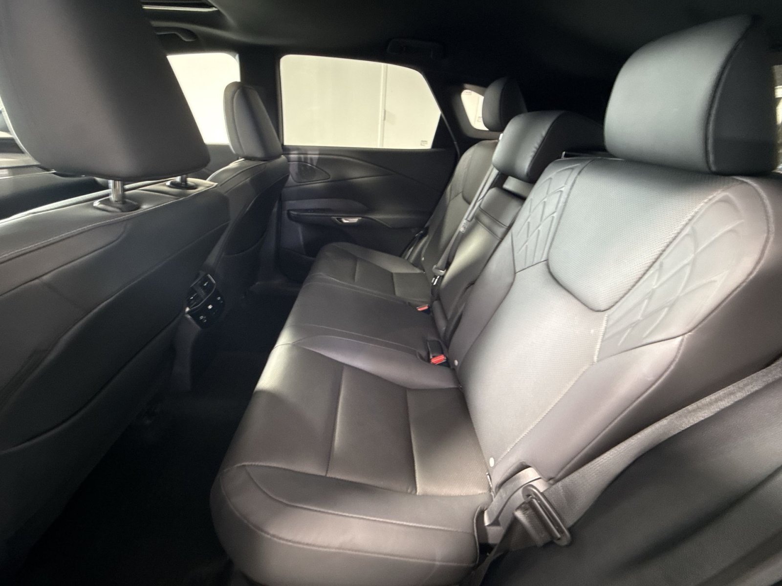 Used 2023 Lexus RX 350 Premium w/ Accessory Package AWD/4WD image 26