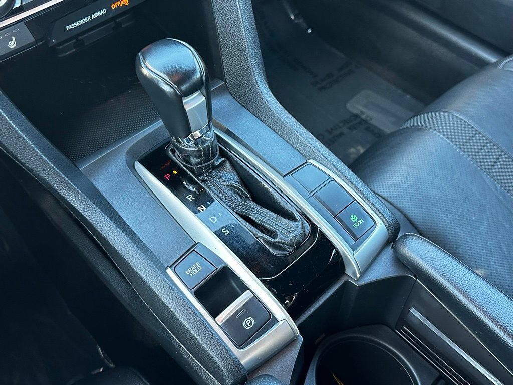 Used 2019 Honda Civic Touring image 29