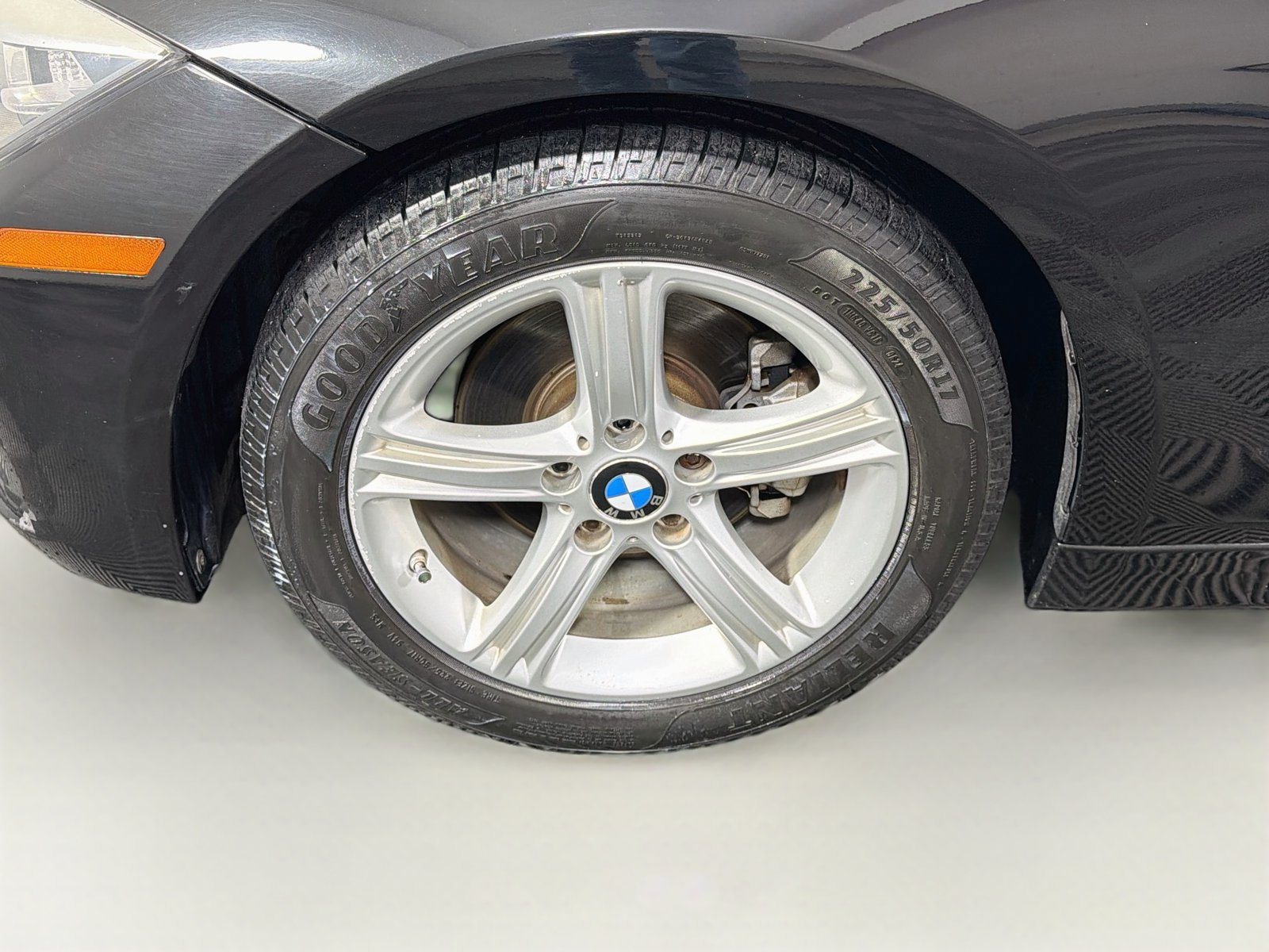 Used 2014 BMW 320i Sedan RWD image 30