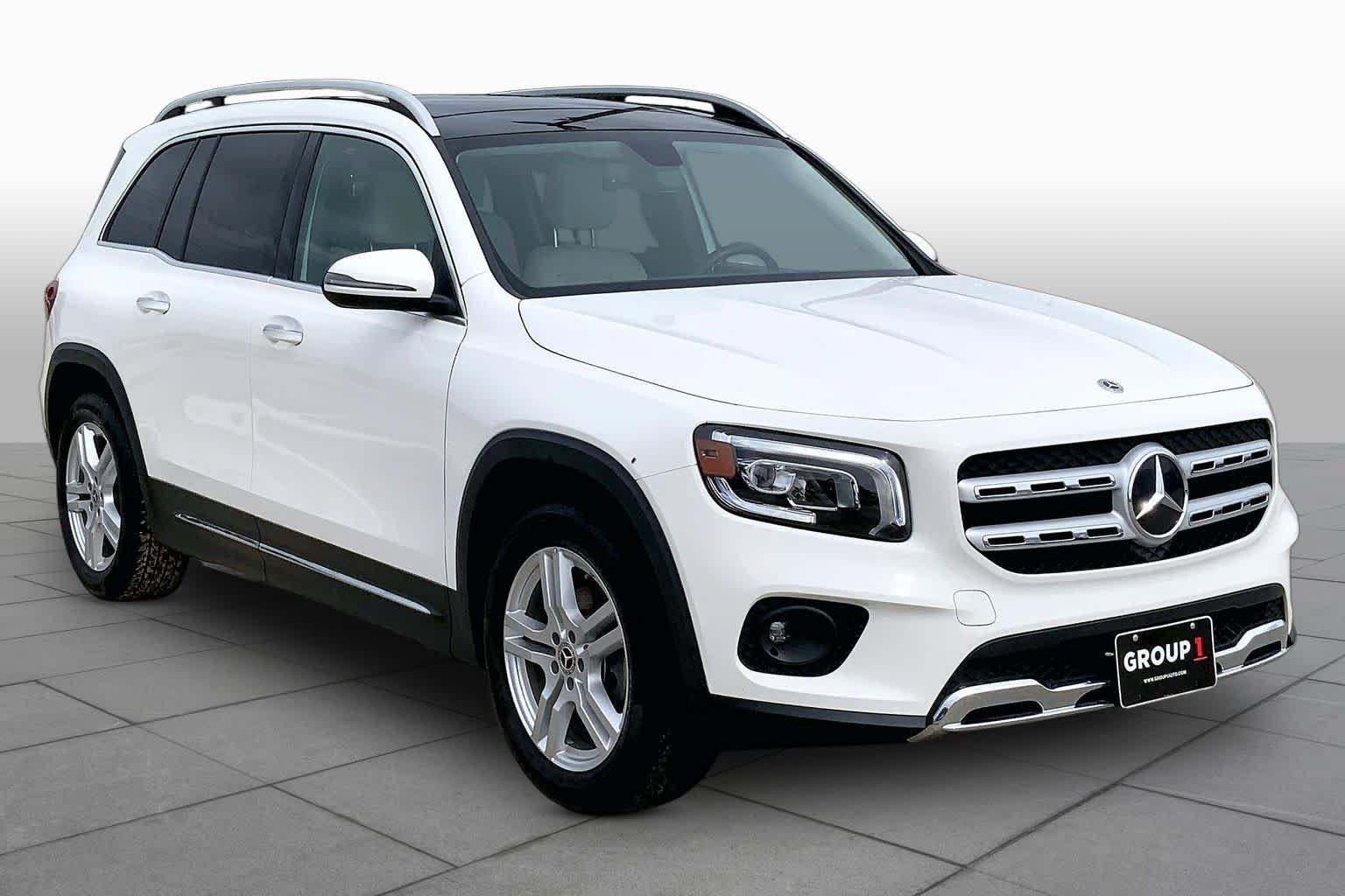 Used 2023 Mercedes-Benz GLB 250 image 3