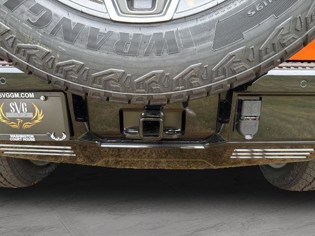 New 2024 GMC Hummer EV 3X w/ LPO, Illumination Package image 9