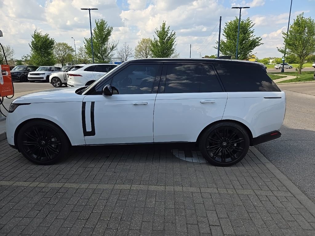 Certified 2022 Land Rover Range Rover SE AWD/4WD image 8