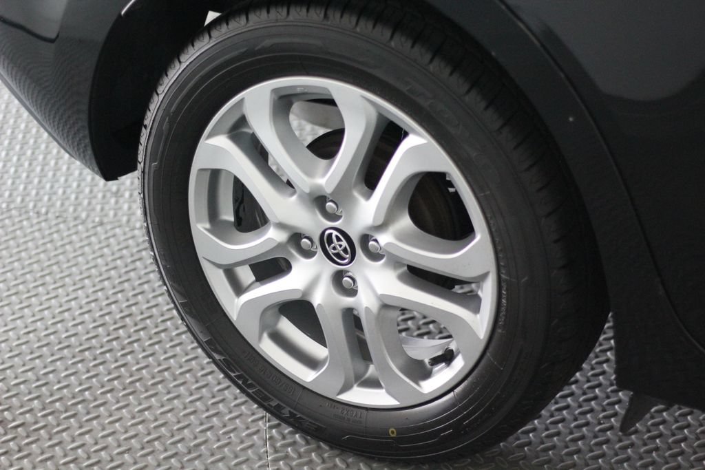 Used 2018 Toyota Yaris iA FWD image 53