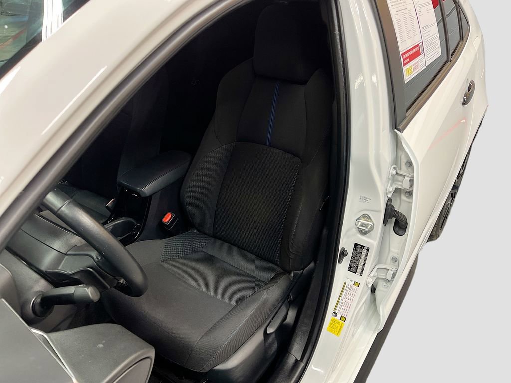 Used 2022 Toyota Corolla SE w/ Carpet Mat Package (TMS) image 19