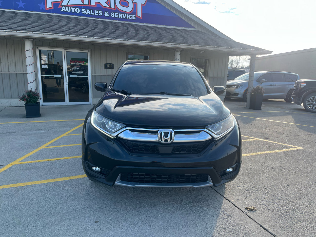 Used 2019 Honda CR-V EX image 2