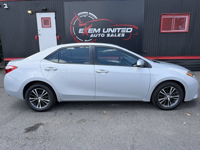 Used 2016 Toyota Corolla LE Premium FWD image 6