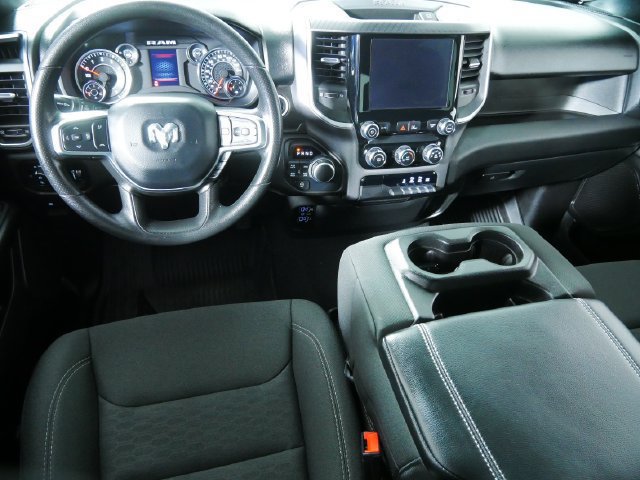 Used 2025 RAM 1500 Big Horn AWD/4WD image 4