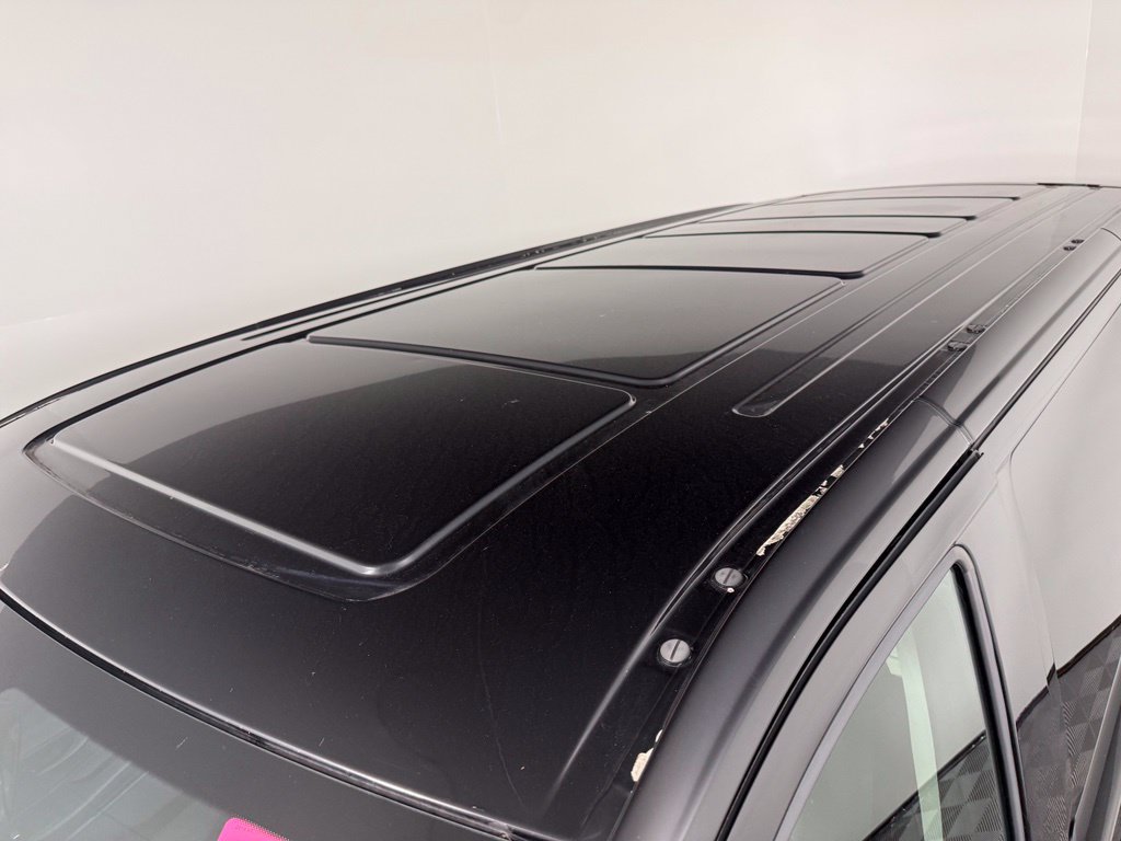 Used 2018 Mercedes-Benz Metris Passenger image 14