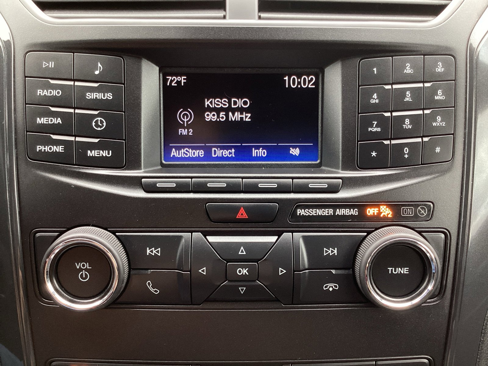 Used 2019 Ford Explorer XLT image 5