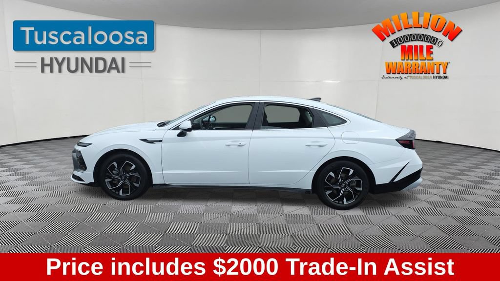 Used 2025 Hyundai Sonata SEL FWD image 4
