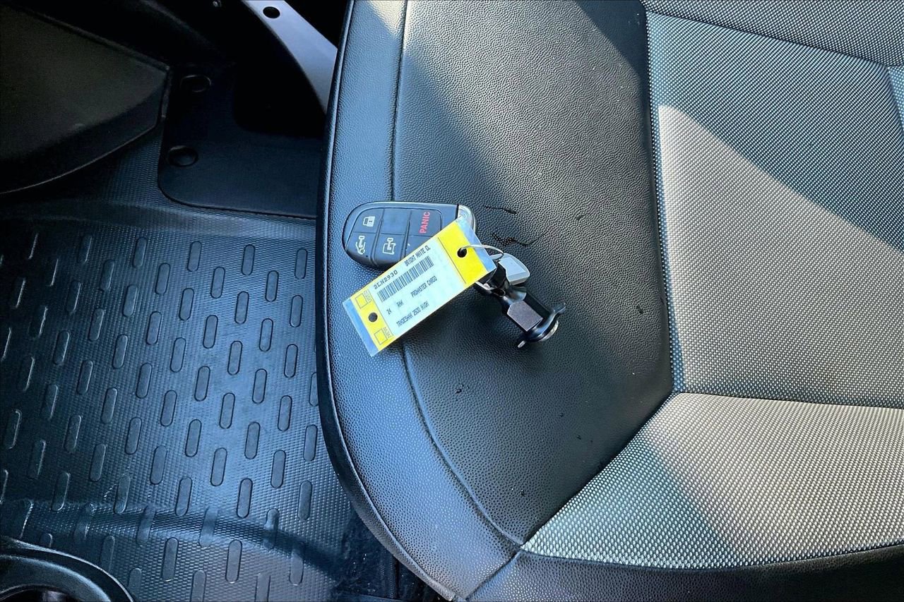 Used 2024 RAM ProMaster 2500 w/ Convenience Group image 30