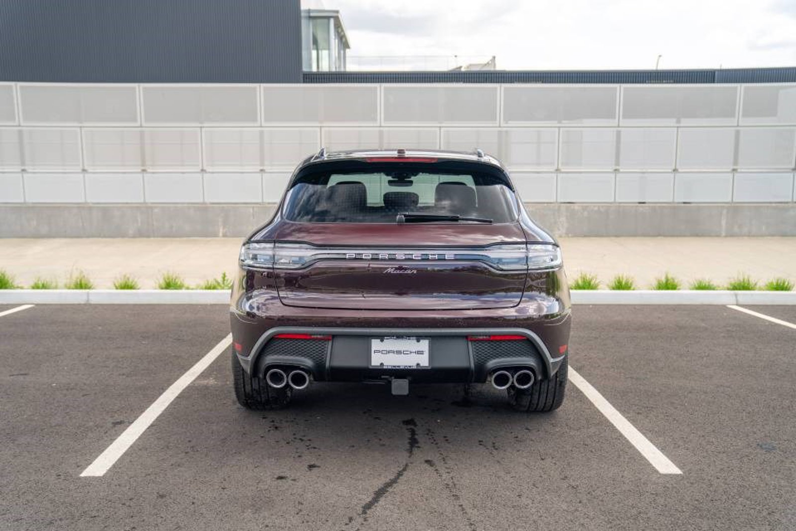 New 2026 Porsche Macan AWD/4WD image 7
