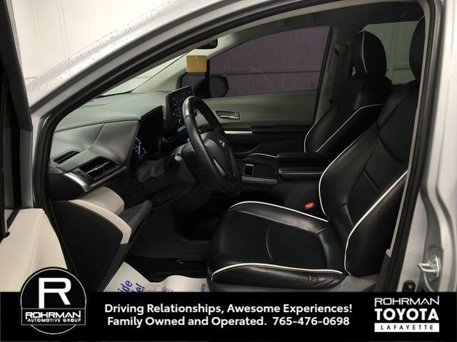Used 2021 Toyota Sienna XLE FWD image 11