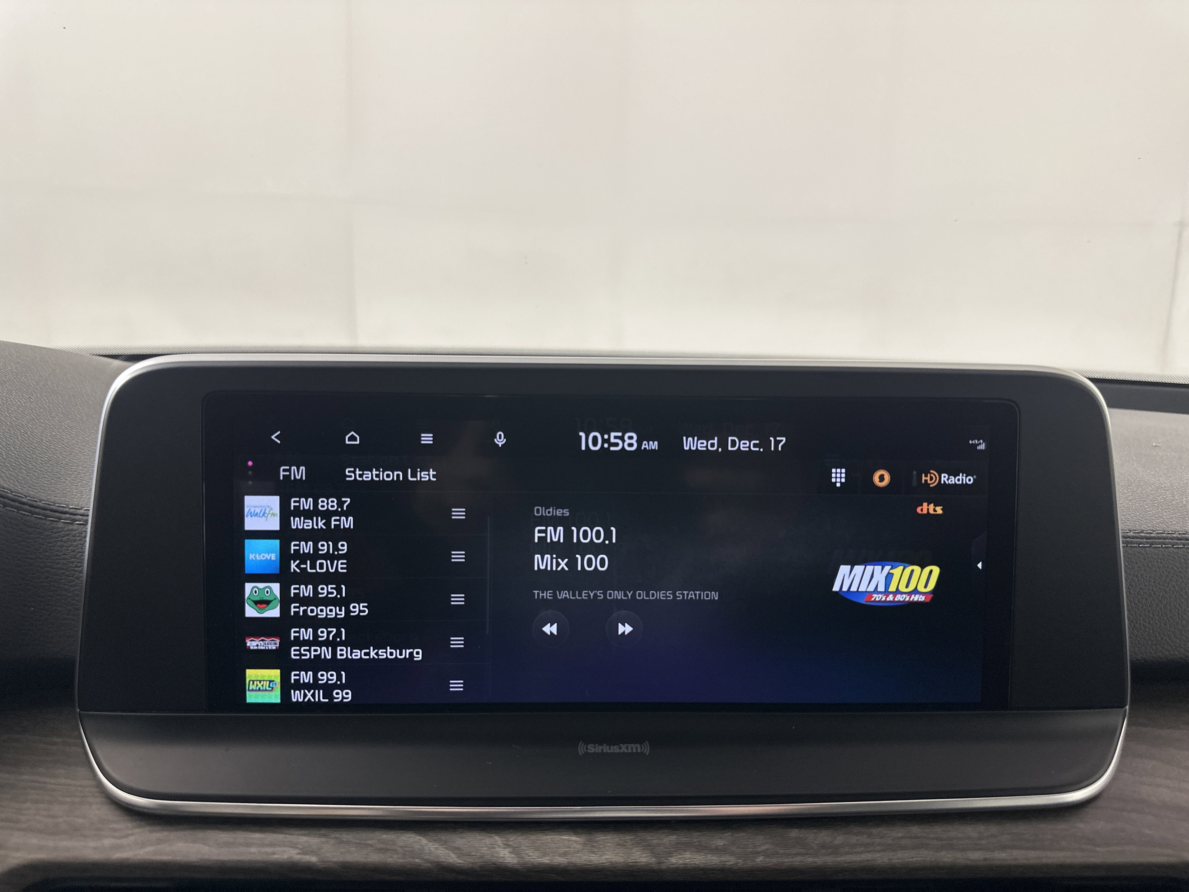 Used 2022 Kia Telluride EX w/ EX Premium Package image 14