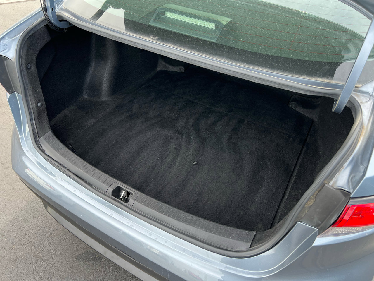 Used 2022 Toyota Corolla LE image 61