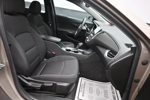 Used 2024 Chevrolet Malibu LT FWD image 8