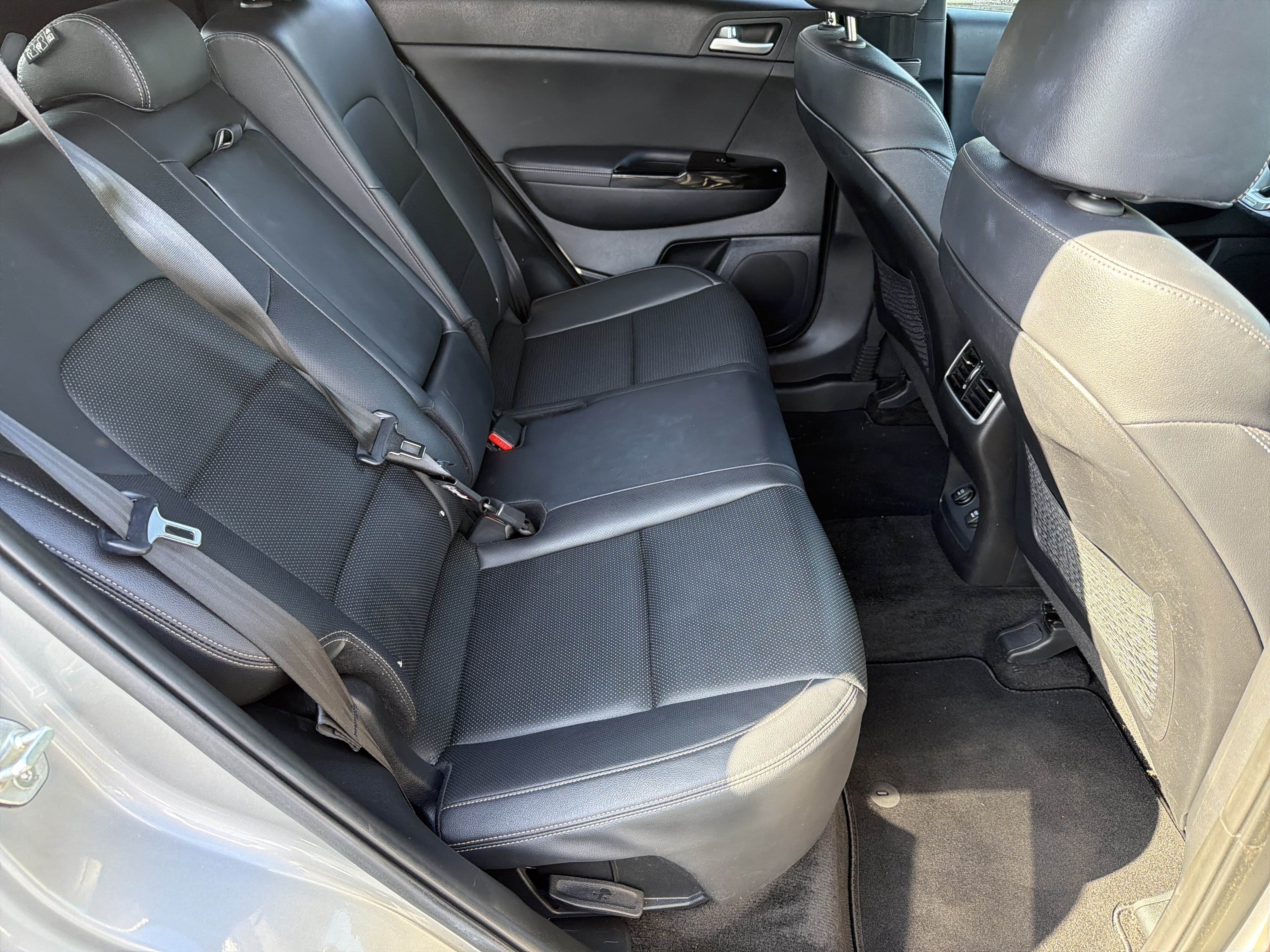 Used 2021 Kia Sportage S w/ S FWD Premium Package image 13