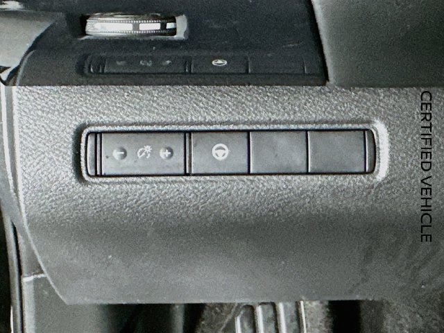 Certified 2024 Nissan Pathfinder SV FWD image 12