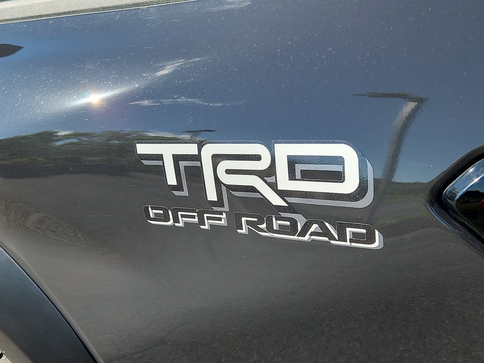 Certified 2025 Toyota Tacoma TRD Off-Road AWD/4WD image 29