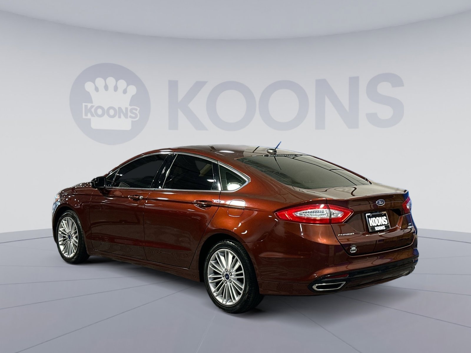 Used 2016 Ford Fusion SE w/ Equipment Group 202A image 4