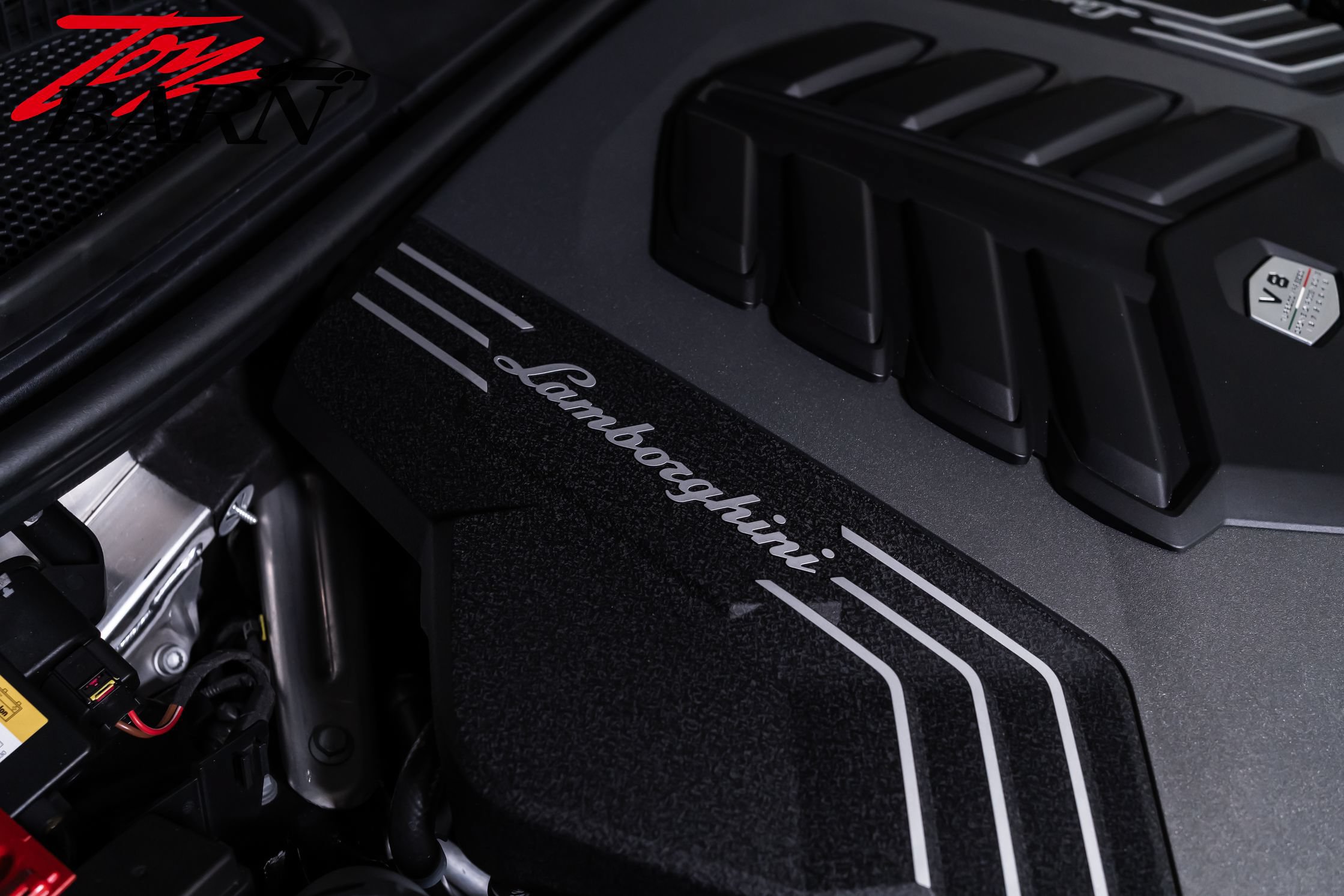 Used 2022 Lamborghini Urus AWD/4WD image 59