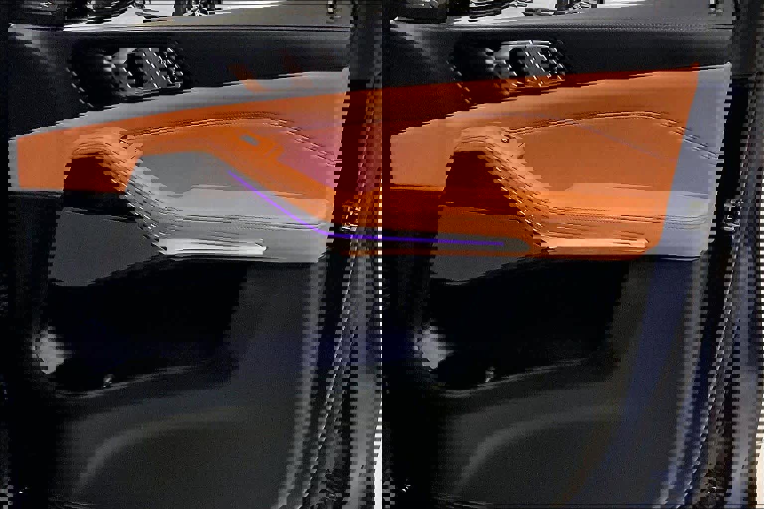 Used 2024 BMW X5 xDrive40i w/ Executive Package image 22