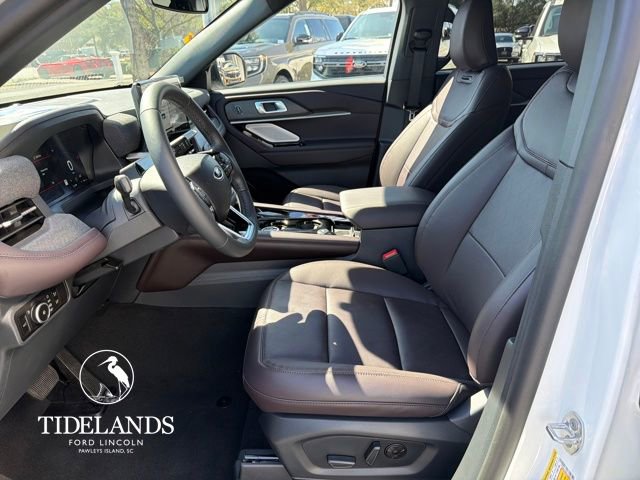 New 2026 Ford Explorer Platinum image 10