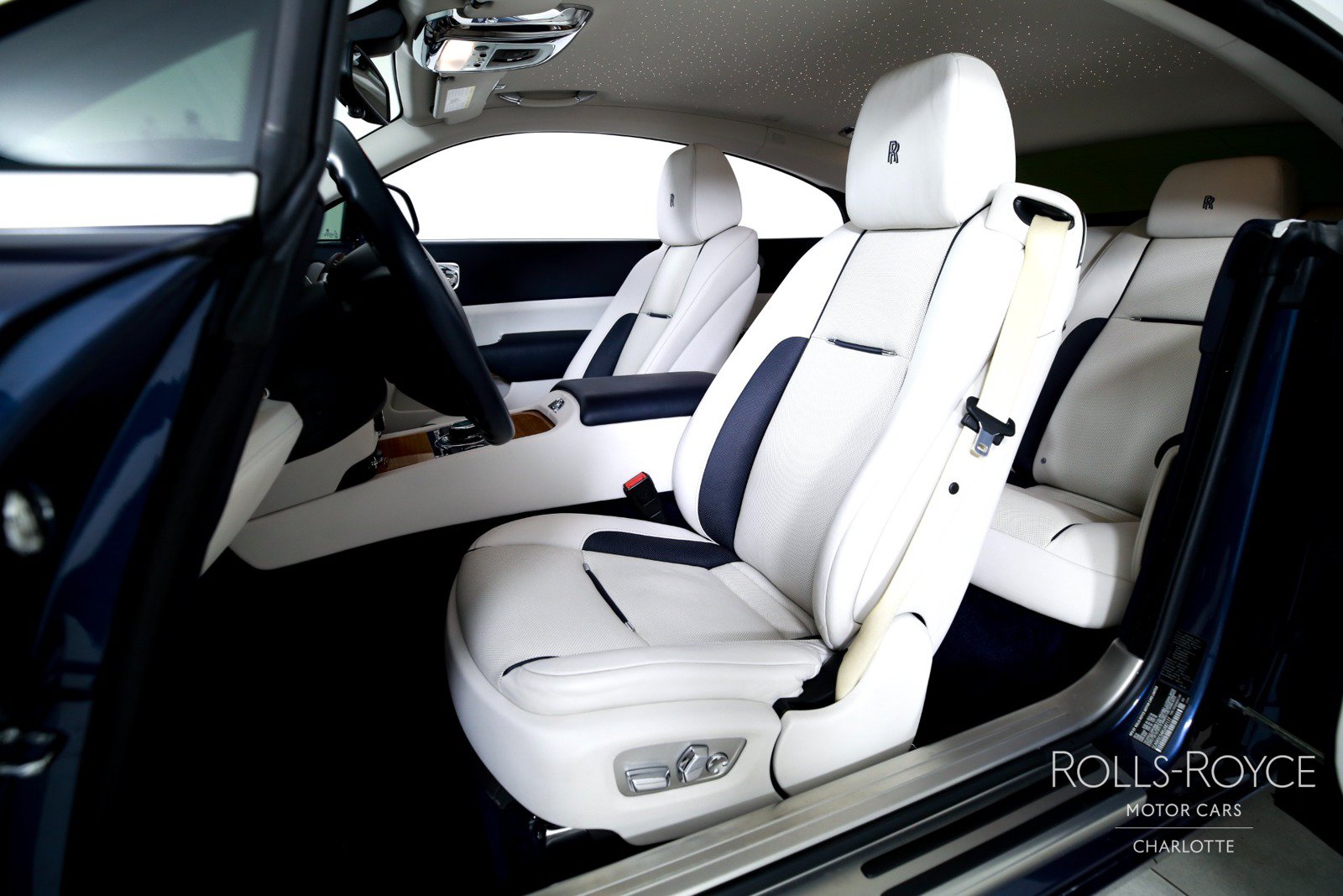 Certified 2019 Rolls-Royce Wraith RWD image 13