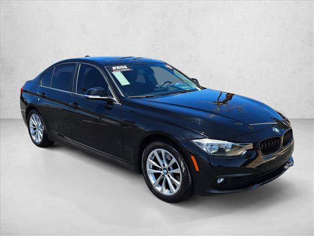 Used 2017 BMW 320i Sedan RWD image 3