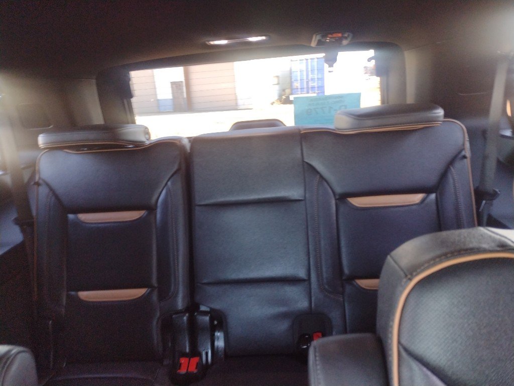 Used 2024 GMC Yukon AT4 w/ AT4 Premium Package image 29