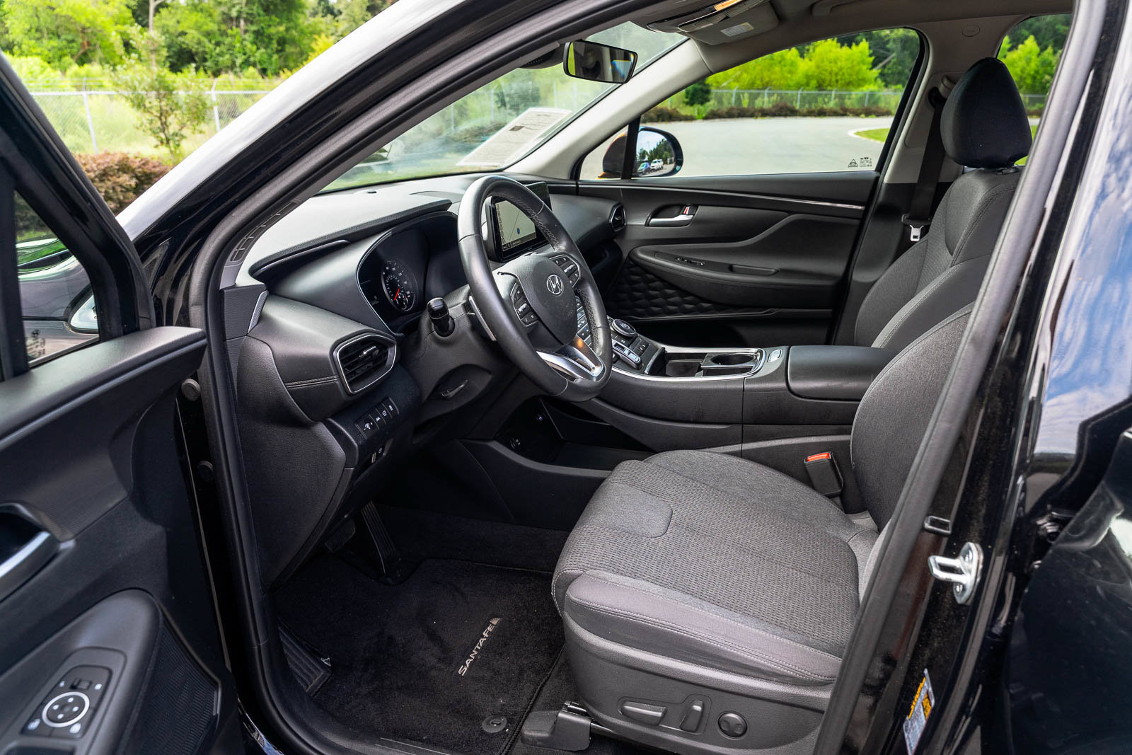 Used 2023 Hyundai Santa Fe SEL FWD image 16