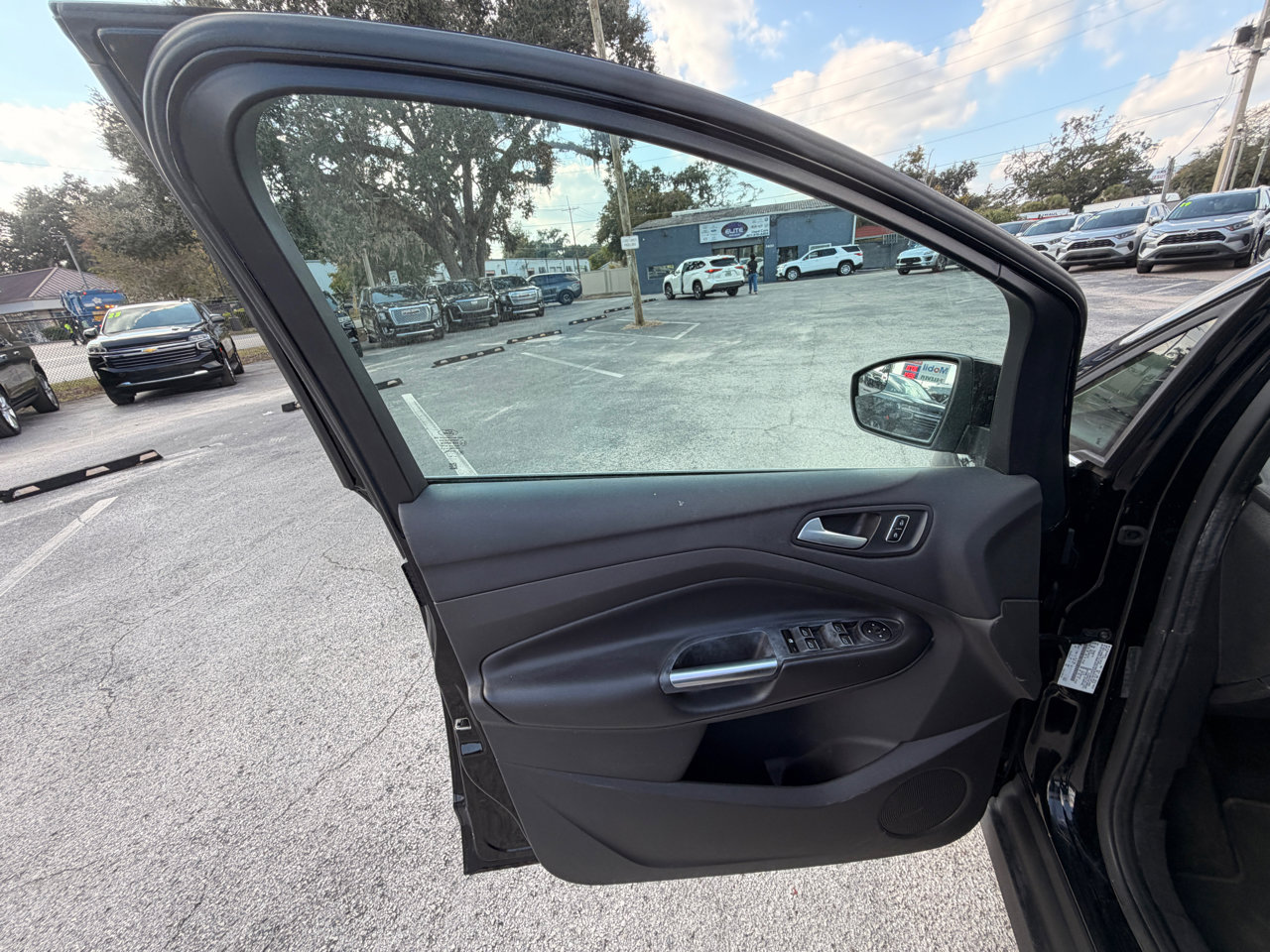 Used 2016 Ford C-MAX Energi SEL image 17