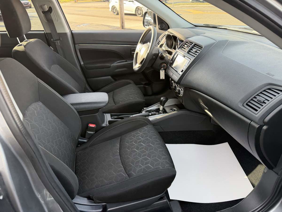 Used 2021 Mitsubishi Outlander Sport ES image 18