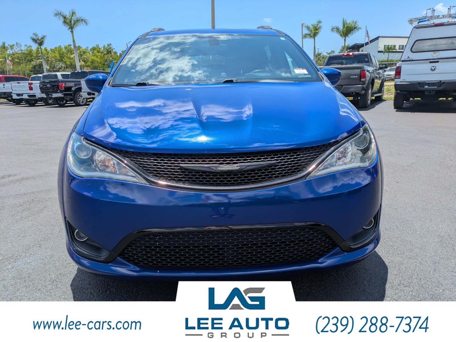 Used 2018 Chrysler Pacifica Touring-L w/ Premium Audio Group FWD image 7