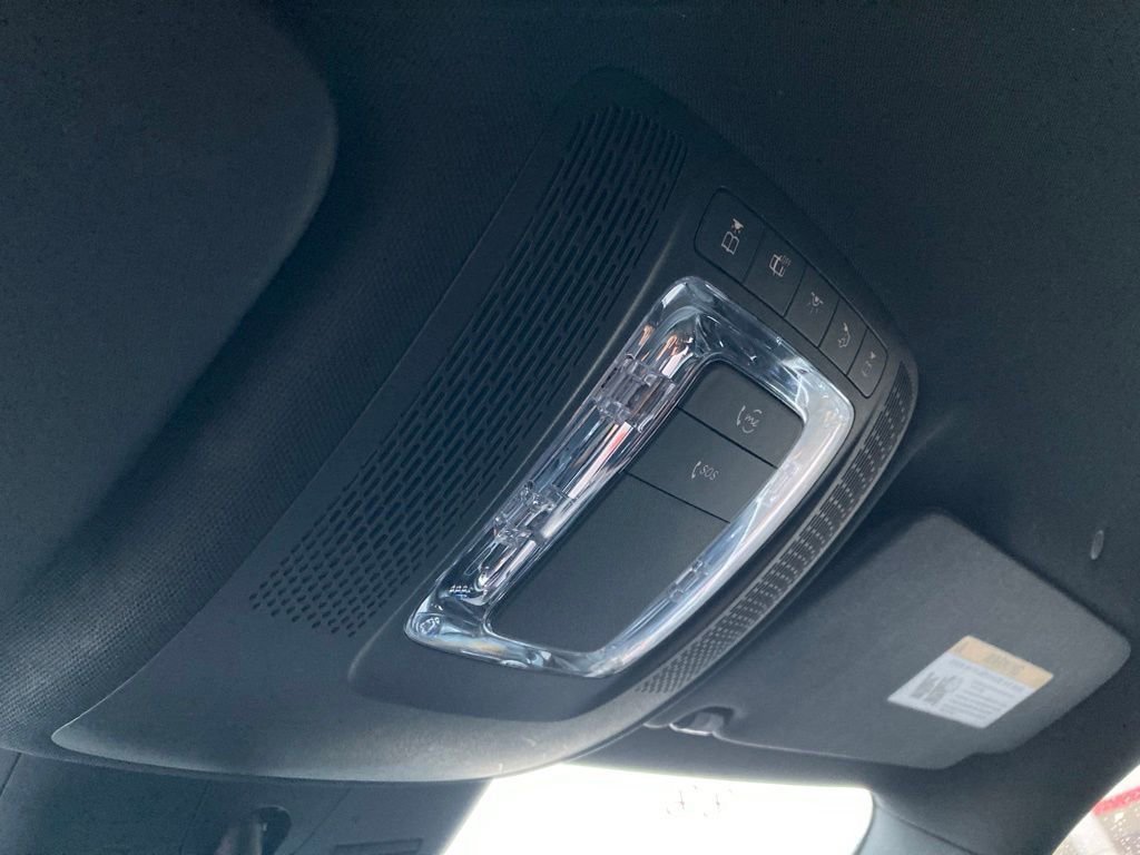 Used 2025 Mercedes-Benz GLA 250 image 27