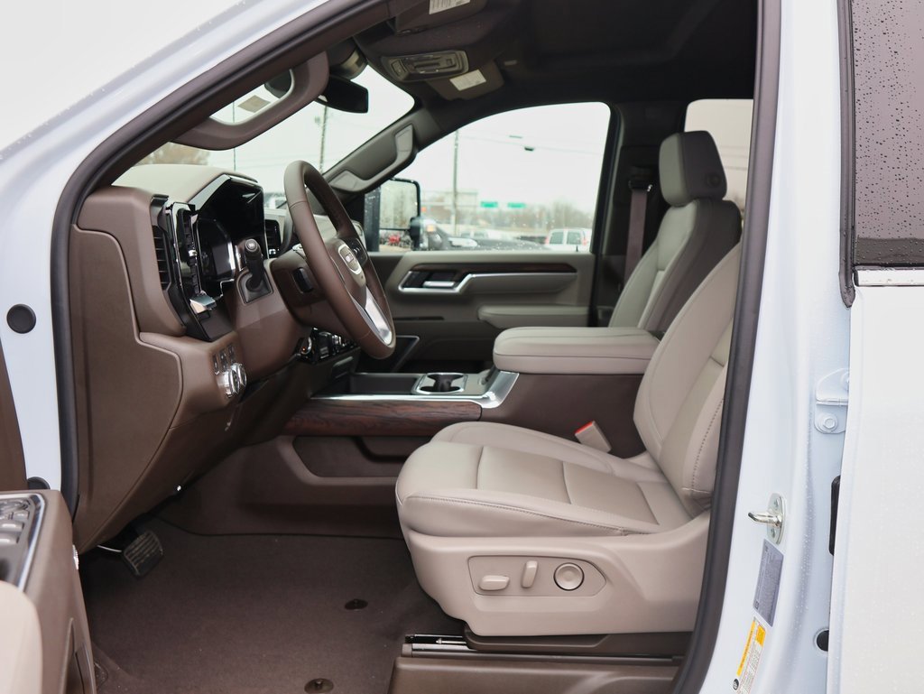 New 2026 GMC Sierra 2500 SLT w/ SLT Premium Package image 9