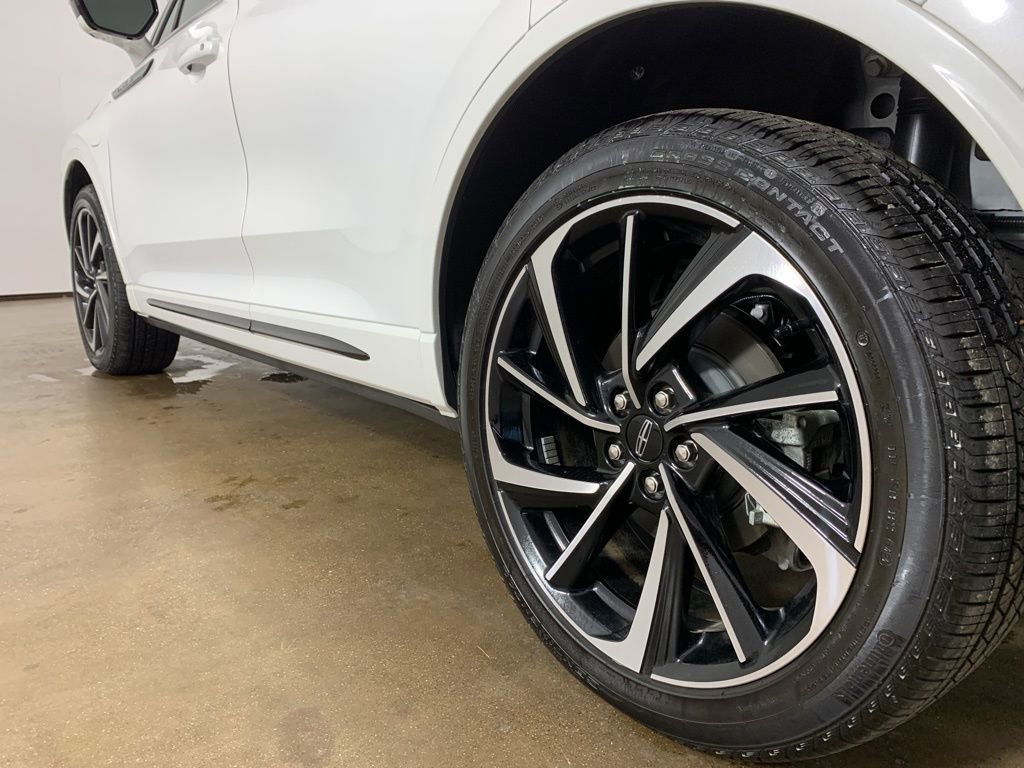 Used 2024 Lincoln Corsair Grand Touring w/ Equipment Group 301A AWD/4WD image 13