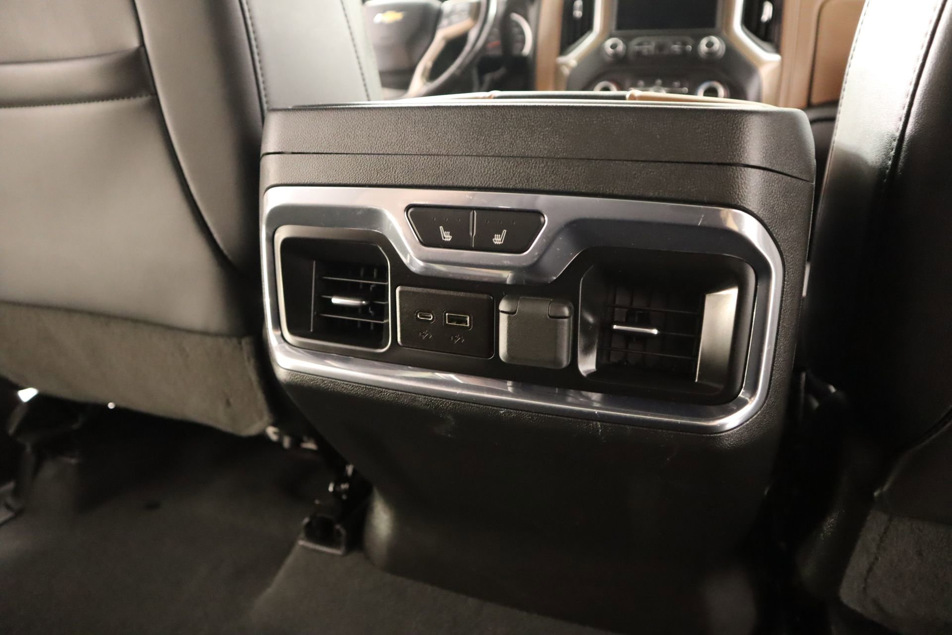 Used 2023 Chevrolet Silverado 3500 High Country AWD/4WD image 15