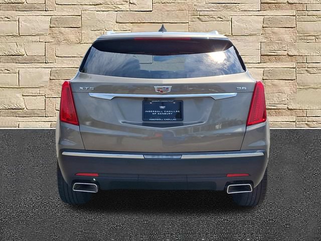 Used 2017 Cadillac XT5 Premium Luxury w/ Driver Assist Package FWD image 21