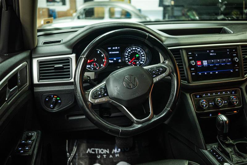 Used 2021 Volkswagen Atlas SE w/ Towing Package FWD image 17