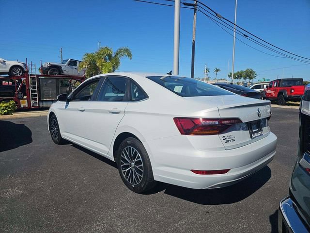 Used 2019 Volkswagen Jetta SE image 3