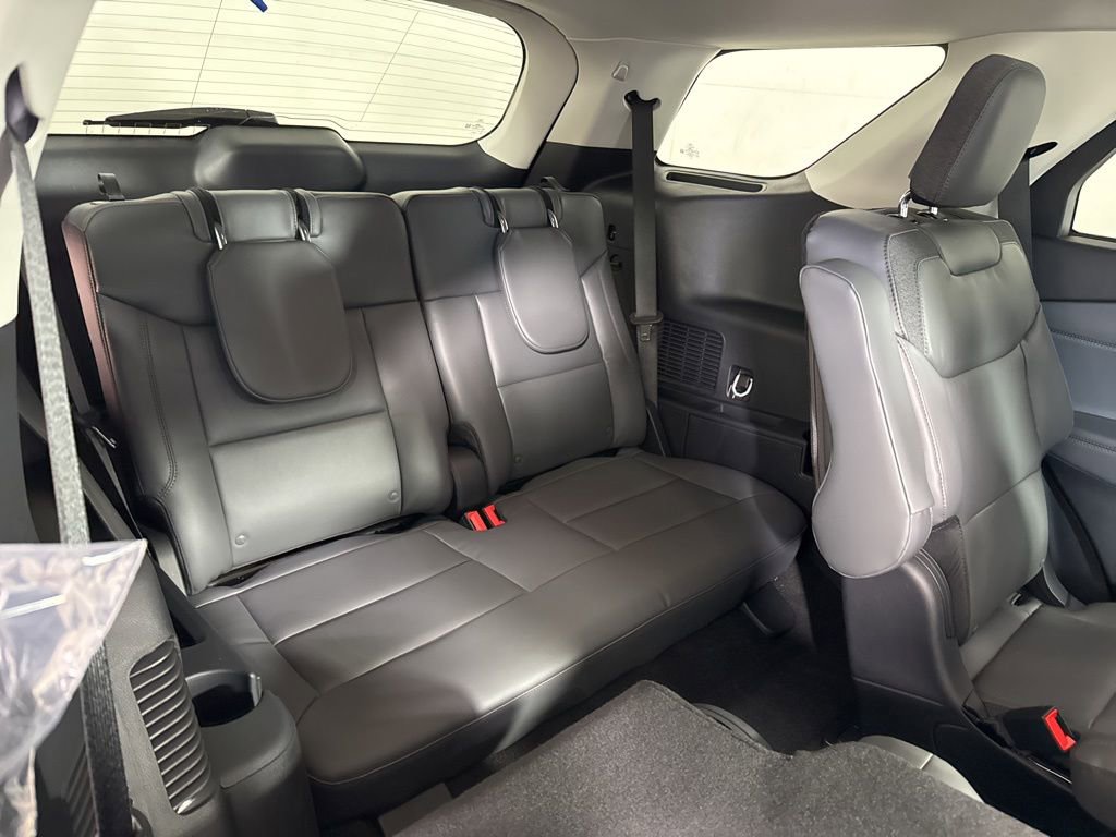 New 2026 Ford Explorer Active w/ Active Comfort Package image 19