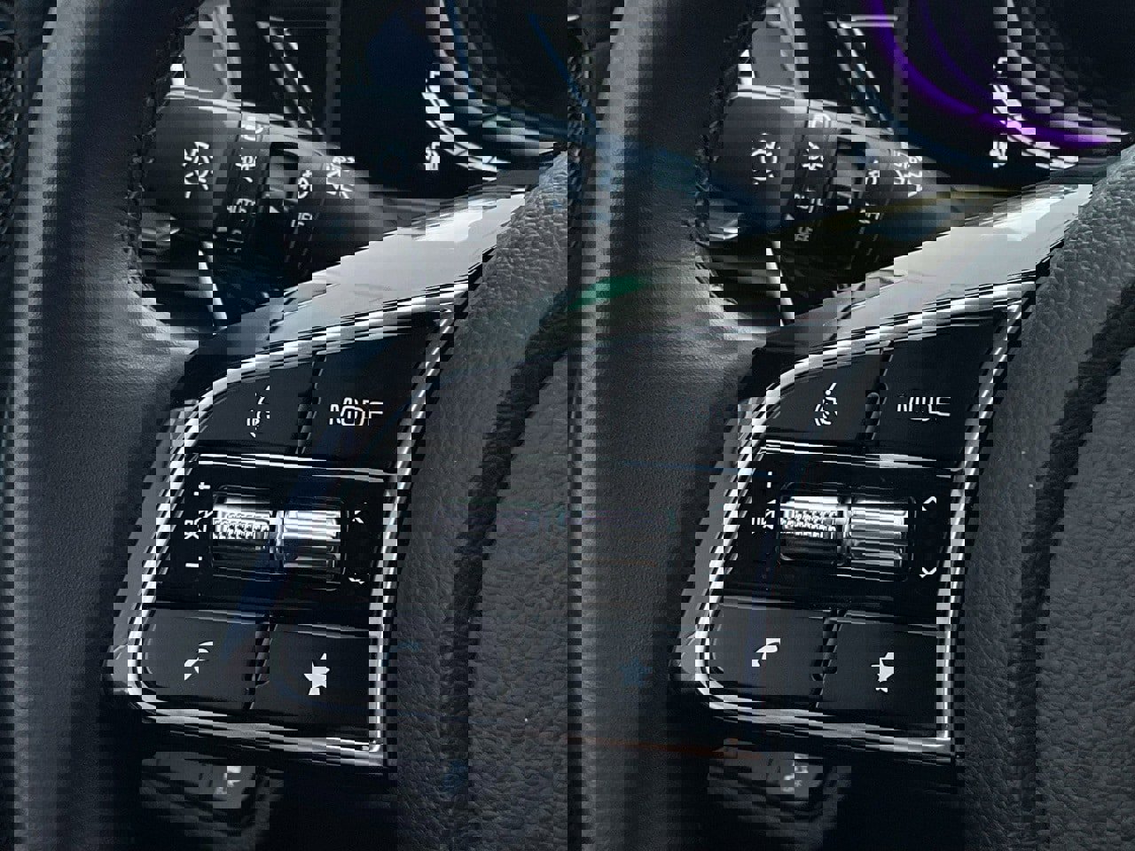 Used 2025 Kia Seltos S image 23